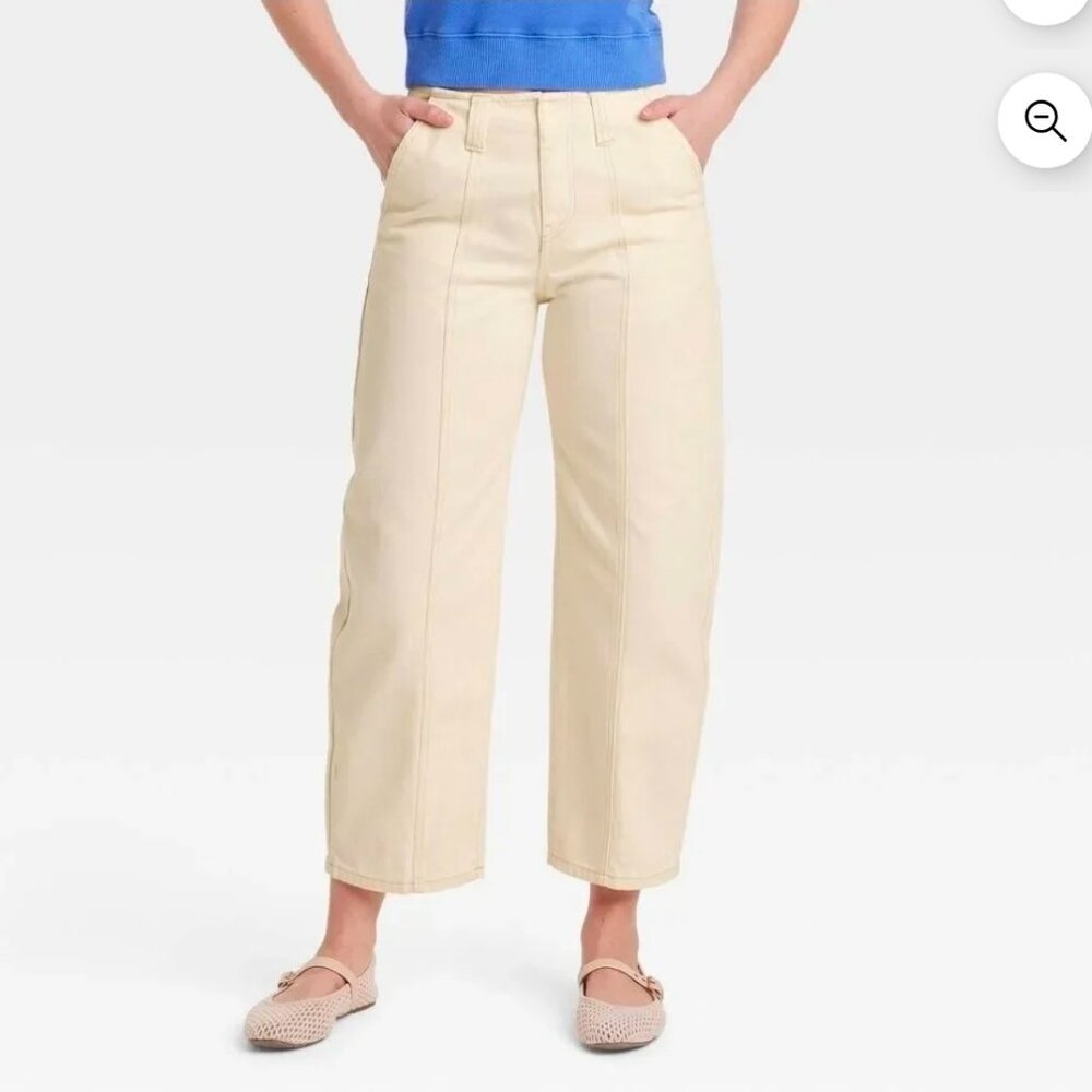 Women's Mid-Rise Barrel Leg Ankle Jeans - Universal Thread CREAM WHITE